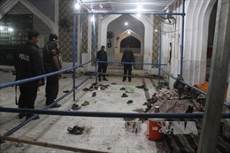 Đánh bom thảm khốc đền thờ Pakistan, 50 người thiệt mạng  