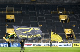 ‘Lũy vàng’ Borussia Dortmund trống không sau án phạt