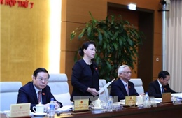 Chủ tịch Quốc hội: Hàng trăm dự án còn thiếu vốn, sao lại đầu tư dự án mới?