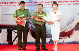 Vietjet nhận bằng khen của Bộ trưởng Bộ Công an 