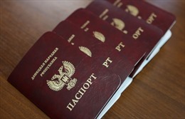 Nhu cầu hộ chiếu Donetsk tăng vọt sau khi được Nga công nhận 