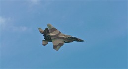 Chiến đấu cơ Israel phóng 6 quả rocket vào quân đội Syria