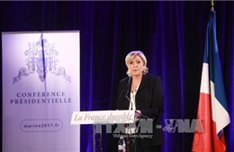 Các ứng viên Marine Le Pen và Emmanuel Macron sẽ dẫn đầu ở vòng 1 bầu cử Pháp