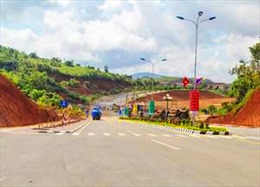 Đầu tư tuyến đường cao tốc Bờ Y - Ngọc Hồi - Pleiku với 6 làn xe