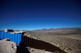 Ông Trump chỉ có 20 triệu USD trong tay để xây tường biên giới