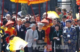 Nhà vua và Hoàng hậu Nhật Bản thăm Cố đô Huế 