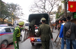 Hình ảnh Hà Nội ngày đầu ra quân xử lý vi phạm vỉa hè 