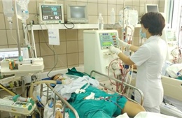 Hà Nội: Thêm một bệnh nhân tử vong vì rượu độc methanol