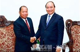 Thủ tướng Nguyễn Xuân Phúc tiếp Bộ trưởng An ninh Lào