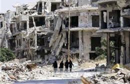 Hàng trăm tay súng đối lập Syria bắt đầu rời khỏi thành phố Homs