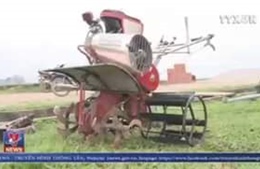Nông dân trẻ chế tạo máy nông nghiệp đa năng