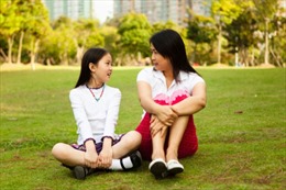 Cha mẹ ứng xử thế nào khi con tuổi teen nhận được lời tỏ tình
