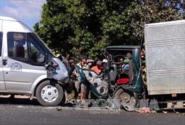 Tuyên Quang: Xe khách va chạm xe tải khiến 5 người bị thương