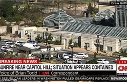 Xe cảnh sát trước nhà Quốc hội Mỹ bị tấn công, đã có nổ súng