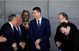 Cristiano Ronaldo phát sốt với chiến dịch chế ảnh chê bai của dân mạng vì lộ tượng xấu