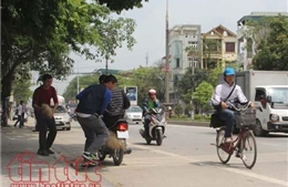 Công an Thanh Hóa sử dụng súng bắn lưới để bắt 'quái xế'