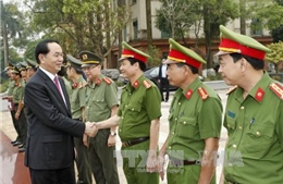 Chủ tịch nước Trần Đại Quang thăm và làm việc với Công an tỉnh Phú Thọ