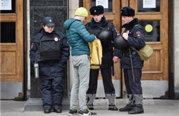 Vụ tấn công tàu điện ngầm Nga: Bắt giữ 8 kẻ tình nghi 