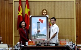 Trưởng ban Dân vận Trung ương Trương Thị Mai làm việc tại Hà Giang