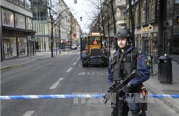 Thụy Điển thẩm vấn 7 người liên quan vụ khủng bố xe tải 