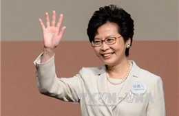 Bà Nguyệt Nga tiếp nhận quyết định bổ nhiệm chức Trưởng Đặc khu Hong Kong 