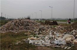 Chưa xử lý triệt để việc đổ trộm rác thải trên đại lộ Nam sông Mã
