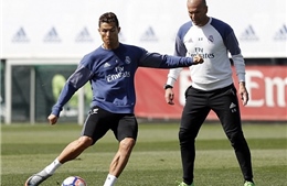 Cristiano Ronaldo, Gareth Bale và Karim Benzema nghỉ dưỡng sức đón những trận cầu khó