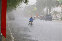 Cảnh báo mưa dông tại trung tâm Hà Nội, mưa lớn toàn miền Bắc