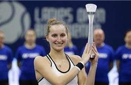 Sao trẻ 17 tuổi Vondrousova vô địch giải WTA Tour đầu tiên