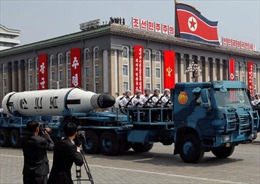 Triều Tiên sử dụng xe tải Trung Quốc trong lễ diễu binh 