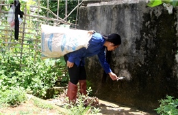 Người dân tái định cư Than Uyên, Lai Châu khát nước sinh hoạt 