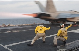 Hải quân Mỹ lên tiếng về vị trí &#39;bí ẩn&#39; của tàu sân bay USS Carl Vinson