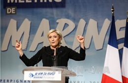 Ứng viên cực hữu Pháp Le Pen cáo buộc đối thủ lờ vấn đề khủng bố 