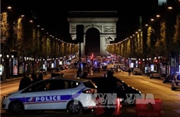 Chống khủng bố là ưu tiên của các ứng cử viên tranh cử tổng thống Pháp