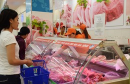Siêu thị giảm giá bán thịt lợn, kích cầu giúp người chăn nuôi