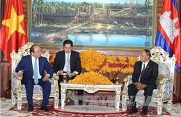 Thủ tướng hội kiến Chủ tịch Thượng viện và Chủ tịch Quốc hội Campuchia
