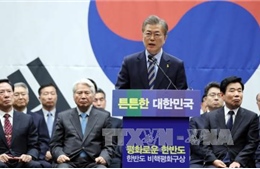 Bầu cử Tổng thống Hàn Quốc: Ông Moon Jae-in duy dẫn đầu thăm dò
