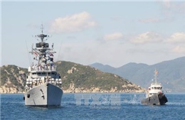 Đội tàu Hạm đội Thái Bình Dương (Nga) cập cảng Cam Ranh