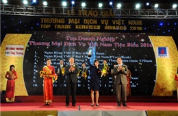 Prudential nhận giải thưởng &#39;Thương mại Dịch vụ Việt Nam&#39;