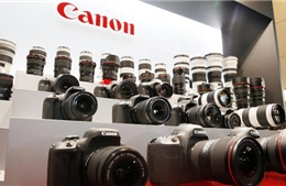 Canon &#39;hái quả&#39; sau khi mua một phần Toshiba