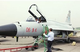 Trung Quốc thử nghiệm máy bay tiêm kích FC-1 thế hệ 3
