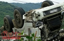 Hội lái xe Điện Biên xử lý nhanh giúp người bị nạn đổ xe trên đỉnh đèo Pha Đin