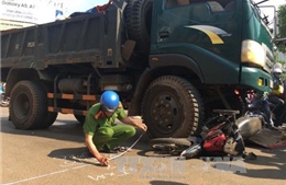 Đắk Lắk: Xe tải va chạm với xe máy, một người chết thảm