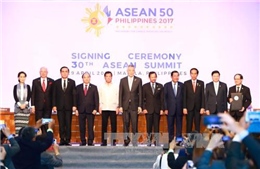 Thủ tướng kết thúc thành công tham dự Hội nghị cấp cao ASEAN-30