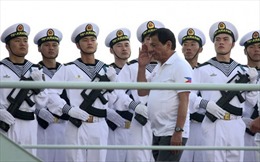 3 tàu chiến Trung Quốc cập cảng Philippines