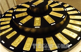 Giá vàng thế giới rơi thấp nhất 6 tuần