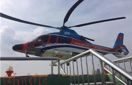 TP Hồ Chí Minh: Người dân tò mò khi thấy trực thăng bay thấp nhiều vòng ở trung tâm