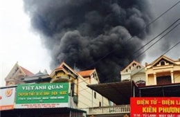 Hưng Yên: Tàn lửa thợ hàn thiêu rụi kho hàng, thiệt hại hàng tỷ đồng 