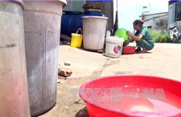 Kon Tum: Hàng ngàn hộ dân thiếu nước sinh hoạt, dịch vụ bán nước sạch đắt khách