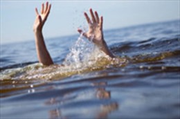 Đắk Lắk: Rơi xuống ao cá, hai trẻ em tử vong